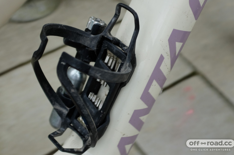 Syncros deals bottle cage